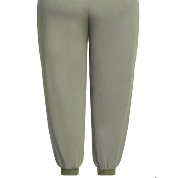 NWT City Chic 16 sage Street Cred jogger pant - Picture 4 of 8